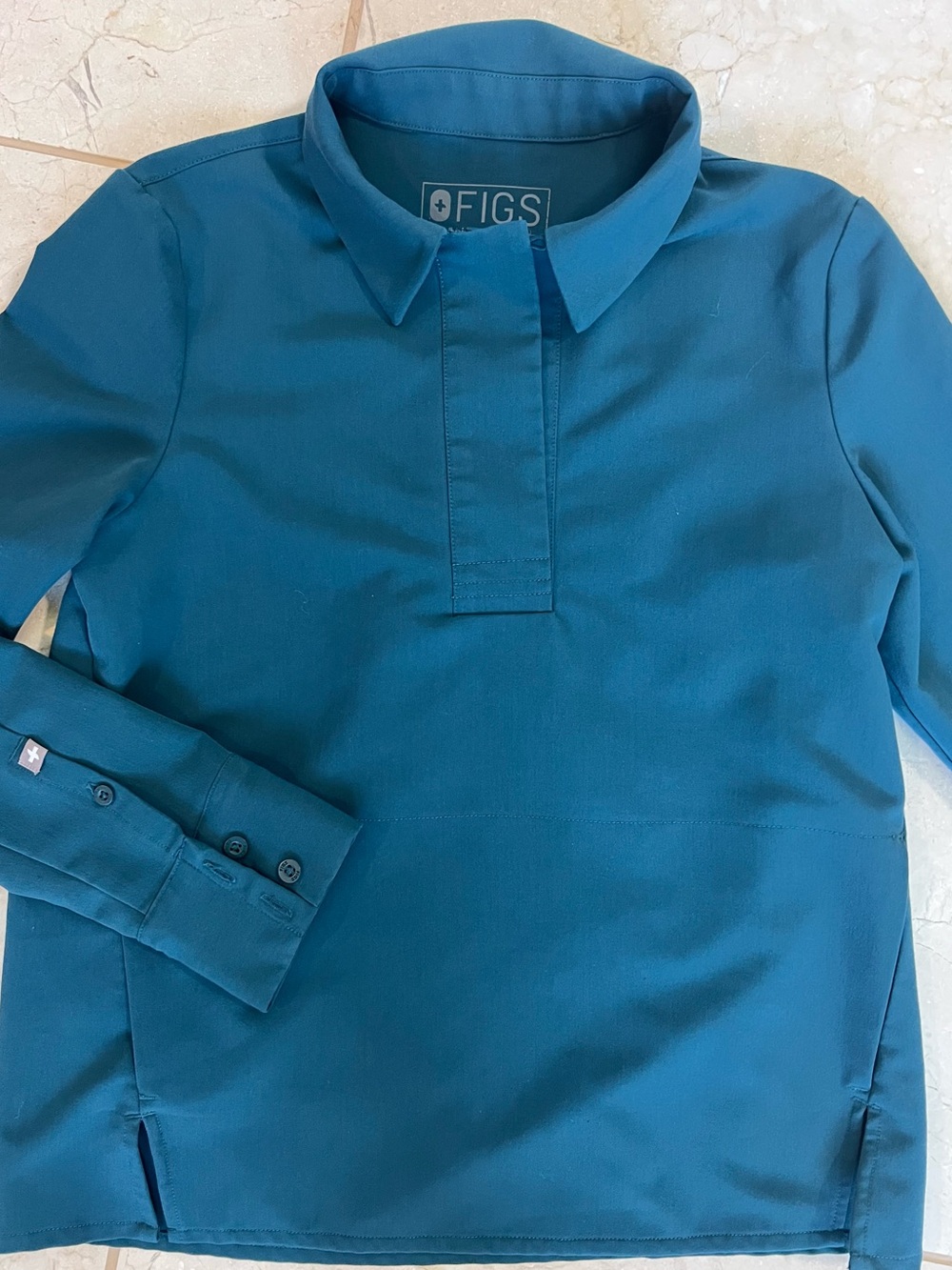 FIGS Women's XXS Caribbean Blue Nala Long Sleeve Polo Kangaroo Pocket Scrub Top